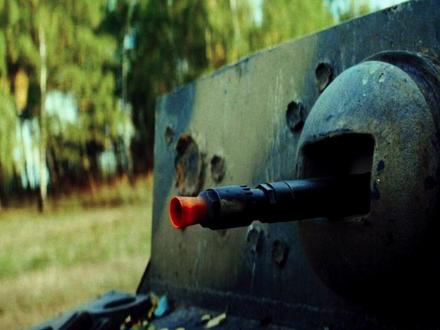 建议搭配降压药观看,苏100与虎式坦克大战,看完三天缓不过神 #猛虎末路 #坦克大战 #战争电影 #电影解说