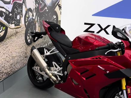 这个声浪现场听真的太绝了。#张雪820RR