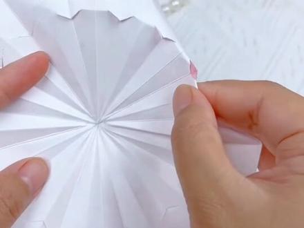 有手就会的迷你古风小雨伞,还不快艾特好闺蜜一起折!#迷你古风小雨伞 #小雨伞手工 #手工diy #折纸教程