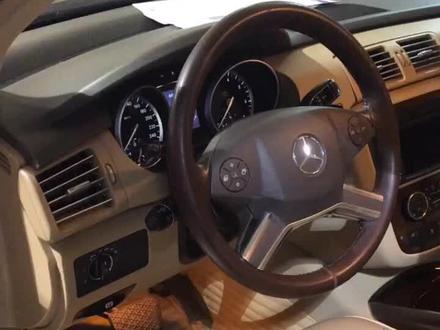 如何设置奔驰英文仪表的反光镜折叠