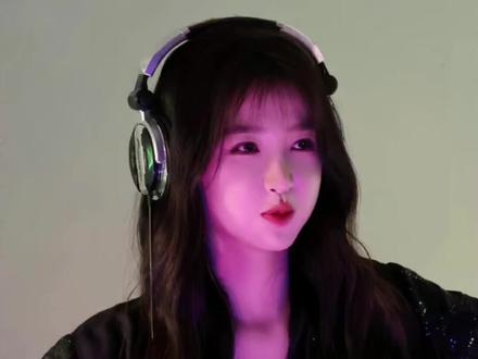 虞书欣,陈晓,宋威龙和赵露思,王嘉尔,男星