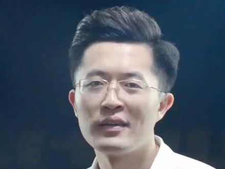 别人夸你长的好看,如何风趣地回应呢?