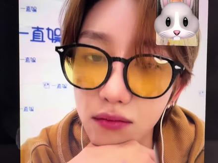 #奎八
今日粉当然了游戏
双人cha 拿盆接!