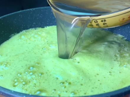 春天桑叶不一样的传统吃法,你按照这样做拿钱也买不到,Q弹好吃 #宅家花式轻食餐挑战 #春日健康餐