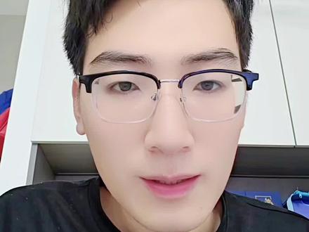 供暖试水房屋被淹,责任谁来担?
律师解答:
试水前需提前通知用户(如张贴小区公告、发送短信、电话告知),提醒用户留人检查室内供暖设施(如暖气片、阀门、管道接口),避免漏水造成损失。如果物业没通知,导致业主不在家,管道漏水淹了自家或楼下,物业存在重大过错,要承担主要赔偿责任。供热公司作为管道的维护方,必须保证管道符合安全标准。如果试水时因管道老化未检修、压力过大等原因导致爆管,供热公司存在过错,要承担赔偿责任。若漏水点在业主室内专属供暖设施(如自家暖气片、室内支管、私接管道),且业主已收到试水通知却未留人检查,或私自改装、损坏室内供暖设施,则业主需自行承担损失。多方均有过错(如供暖公司未通知 + 物业未检修 + 业主未检查),则按过错比例分担责任。