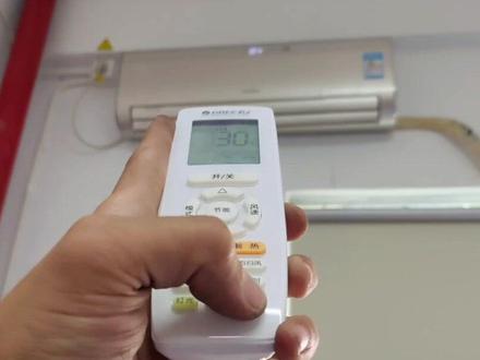 空调总是显示F0,检测哪里都是正常的,这种误报教你一招就能解决!#空调维修 #小妙招解决大问题