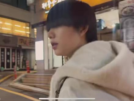 12月15日 可是哼哼一个人在韩国整整三个月!#陈奕恒回归啦 #陈奕恒真的很好很好 #哼哼