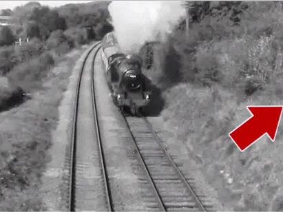 比UFO和幽灵船更加离奇的幽灵火车,为什么会经常出现#神奇脑洞回收站 #未解之谜 @抖音文化站 @抖音MCN