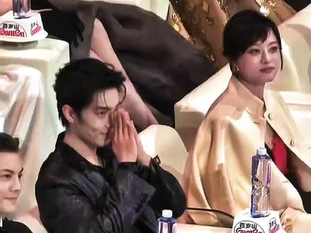 恭喜肖战拿下SMG视帝!!!最年轻的,今夜掌声为你而响彻!!!#肖战 #视帝 #视帝视后 #东方卫视品质盛典