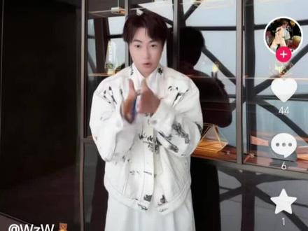 手搓颜料变装制作教程来啦#可灵 #可灵一键同款