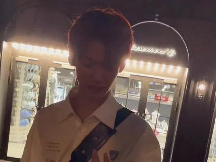 被门和锅盔背刺了#梓渝 #吴所畏 #萌物 #少年感
