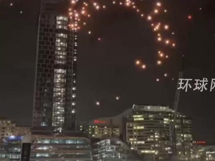 悉尼灯光节89架无人机坠落,有的直接掉入水中“激起不小的水花”