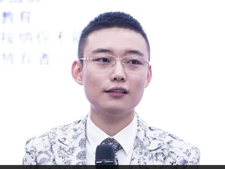家长进步百分之一,孩子进步百分之百,我们都要做一个智慧的,学习型的父母 #家庭教育#智慧父母课堂#做智慧父母培养优秀孩子#盛国恒
