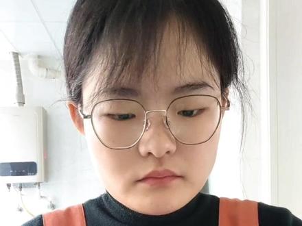 怎么炸鳘鱼鳔,怎么做鳘鱼鳔,
主要就是剪小,不带水,油温别太低。也别太高。#鳘鱼鳔 #鱼胶 #花胶 #土鳘鱼胶 #鳘鱼鳔吃法