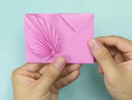 送祝福却没信封😭。。。怎么办?! 快来领取一份简约又美观的树叶信封教程吧#创作灵感 #折纸 #信封 #手工 @抖音青少年