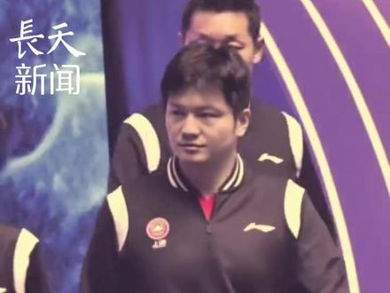 许昕、樊振东同框!第十五届全运会男团A组小组赛,代表上海队对战江苏队,许昕 再打出“神仙球”引解说惊叹!#许昕还是太全面了 #许昕 #樊振东 #第十五届全运会