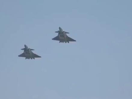 东部战区发布重磅主题海报《大刀·祭》:坚决斩断肮脏头颅