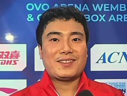 梁靖崑让二追三大逆转张本智和,赛后采访笑得合不拢嘴,听听他说了什么
