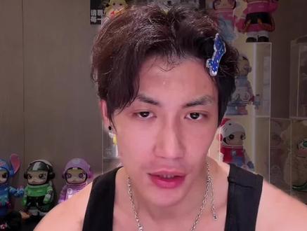 韩安冉新男友老狗曝出两人目前关系状态#韩安冉 #韩安冉四婚 #韩公馆 #四姨太 #老狗olddog