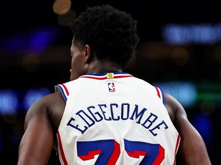 埃奇库姆双绝杀闪耀全明星,荣膺MVP实至名归#埃奇库姆