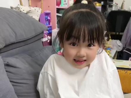 看一遍笑一遍#搞笑 #萌娃搞笑日常 #一马当先先接为敬