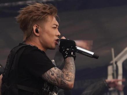 我称老舅为国内rap里的教导主任
#宝石gem #宝石老舅 #电梯战神