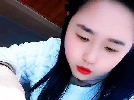 尼帕病毒存在传入中国的可能性,但中国通过严格的防控措施和监测体系,能够有效降低病毒传入
和传播的风险。公众无需过度恐慌,但需保持警惕,
避免接触可能感染的动物和食物,加强个人卫生防护。不可掉以轻心,出门戴口罩,少去人多聚集#印度暴发尼帕病毒疫情#病毒#防范