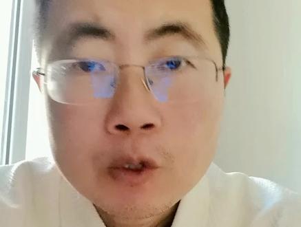 张雪机车退赛,夺冠热门离场,车迷集体惋惜。 #真实生活分享计划 #张雪机车 #张雪机车退赛 #张雪机车夺冠 #匈牙利站