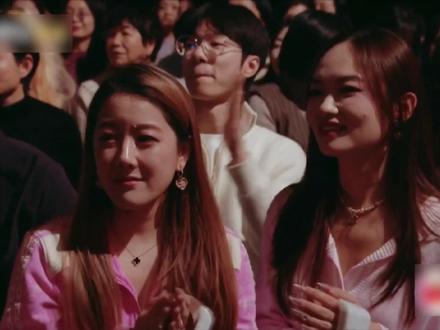 自信放光芒!你真的够了!#黄霄雲 #声生不息