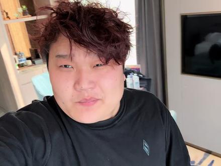 历经千辛万苦终于来到杭州 过了一天曾经在电影里才能看到的生活