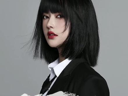 谁说颜值与实力不能共存的?#英雄联盟手游 #王者