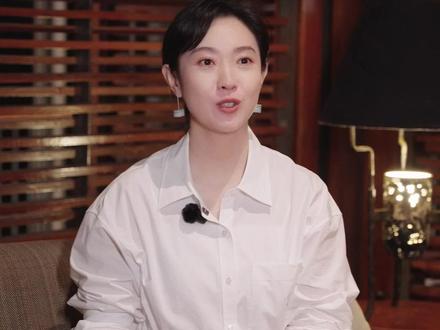 一个人,一本书,就是@演员王佳佳 理想中的午后🍂#一个文学的午后 官宣4月2日开播! #王佳佳 #独处时光