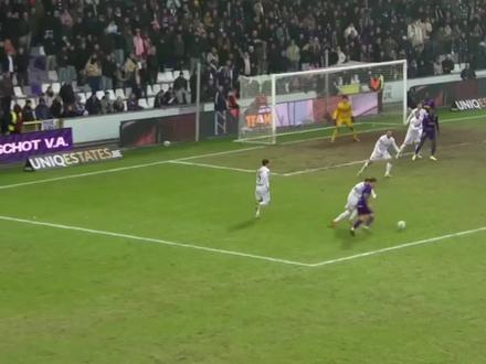 性格腼腆,半路出家、人还懒!这哥们却成了曼联大腿#拉门斯 #曼联