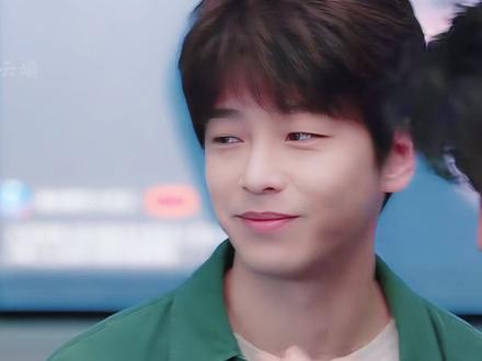 裴谦亏钱的助手们终于一一登场#年少有为 #解说