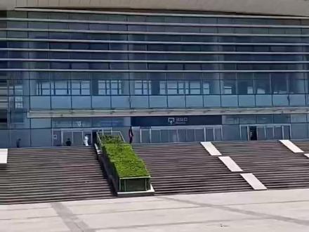 廊坊文旅宠粉上线✨ 廊坊籍在外游子专属福利!关注「廊坊文旅」抖音号,在近期置顶的3条视频下分别留下正能量评论,单条点赞超50且每条视频下排名前30,即有机会收到廊坊宠粉大礼包~ 活动截止2025年12月 12 日17:00,礼品仅限中国大陆地区寄送,本活动最终解释权归廊坊文旅所有。