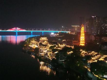 喜迎新年,点亮最美合川 2025年12月31日晚6点28分将在文峰古街会江码头外60米处投放10000盏河灯#合川 #河灯 #迎新年 #合优网