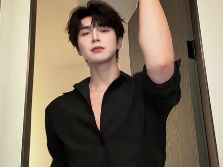 还好你生性多疑 足够有耐心 #七彩阳光 #卡点舞 #反转 #七彩阳光dj版舞蹈挑战