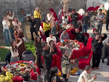 欢迎大家来到把家庙园区、祝大家在以后越来越好#聚餐仪式感