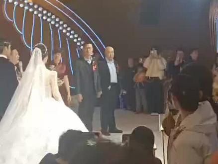 有幸参加百万网红小登高的婚礼#新婚快乐百年好合 #小登高