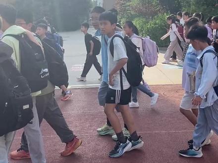 恒丰小学研学活动进行时,将知识融入实景,让孩子开阔眼界、学会独立,为成长积攒宝贵实践力量。
#研学旅行 #研学 #衡水 #衡水研学