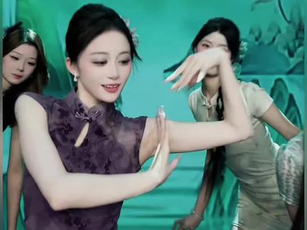 这世间女子 本就千娇百媚
#小麻辣烫 #海杉烫777
