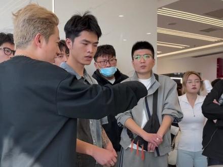 一个普通发型师一天的日常 #治愈的刀功 #让技术更有价值