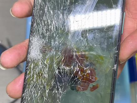 华为畅享20 背光屏 爆碎 换外屏
维修方法与技巧的分享!
河北“修个机吧”集团
诚邀河北省各个市,00后维修人员加入!
#华为畅享20换屏 #曲屏维修 #爆屏修复