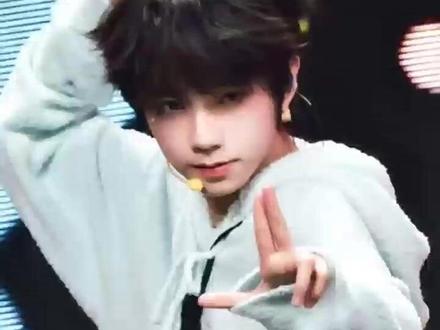 不敢想有王橹杰这张脸还会有什么烦恼 #王橹杰 #养成系 #TF家族荣耀之战 #颜值 #神图