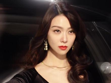 红唇💋和黑色礼服真的好般配呀!🥰#乘风破浪 #薛凯琪
