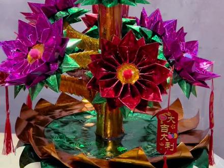 #抖音折纸 #手工 #民俗文化 #制作过程 #祈福
花开富贵教程二,双色叶子🍃分享
