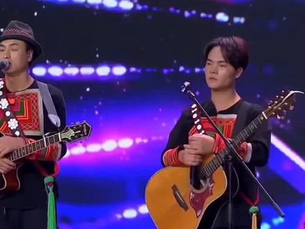 王橹杰跳弥渡山歌杀疯娱乐榜!#清冷少年血脉觉醒,#反差直接封神