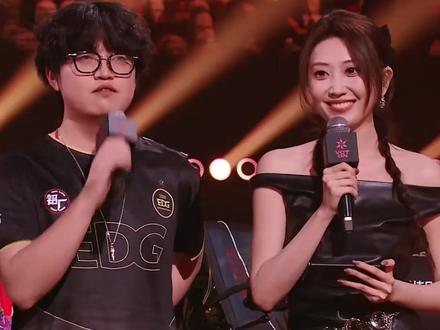 VCTCN,你们的王回来了!!! #edg #edg夺冠 #vctcn#zmjjkk #雪乃荔荔枝 @雪乃荔荔枝