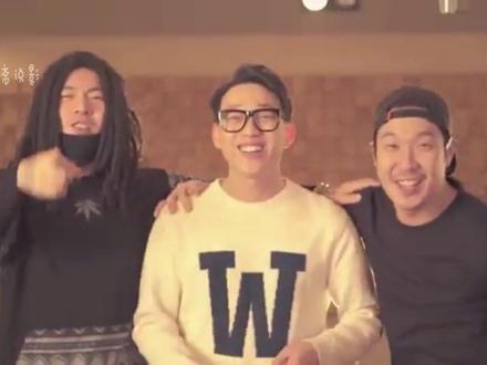 《Beautiful Girl》,HAHA & Skull。#音乐现场 #雷鬼 #haha河东勋 #skull #录音棚 。HAHA来过浙江卫视的跑男。