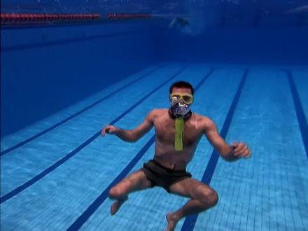 潜水呼吸器,能在落水时,可以自救!#2023科普时刻 #涨知识 #落水自救 @抖音博士团